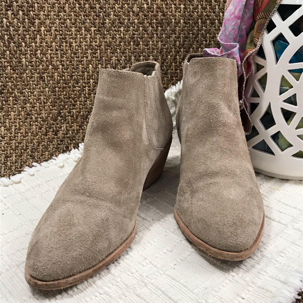 JOIE    Barlow    Suede    Bootie   Size 6.5